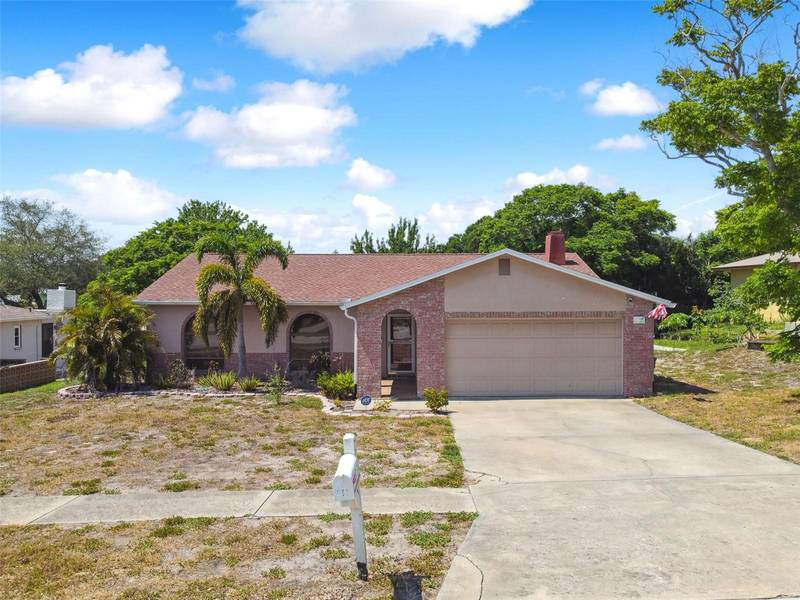 211 LEAFWOOD ROAD, Tarpon Springs, FL 34689