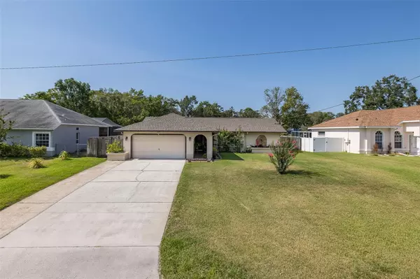 8492 ANNAPOLIS RD, Spring Hill, FL 34608