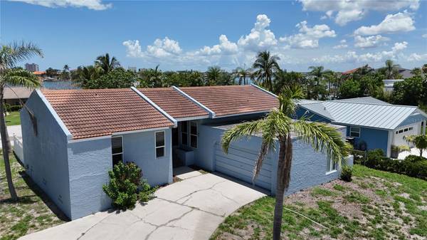 809 59TH AVE, St Pete Beach, FL 33706