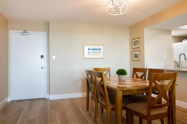 Clearwater Beach, FL 33767,440 S GULFVIEW BLVD #1002