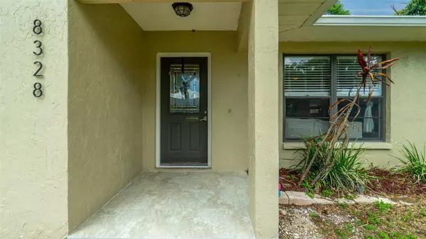 Sarasota, FL 34243,8328 BRANDEIS CIR W