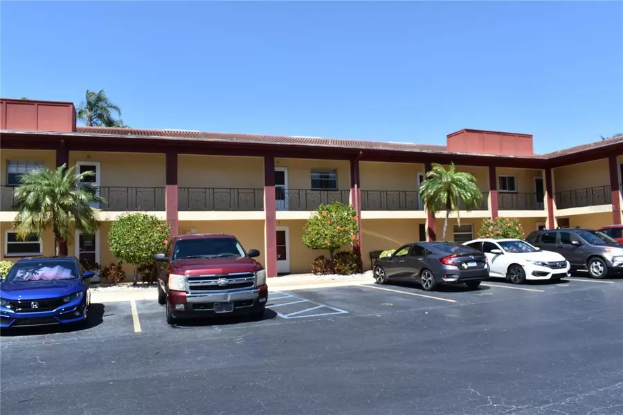 10351 REGAL DR #3, Largo, FL 33774