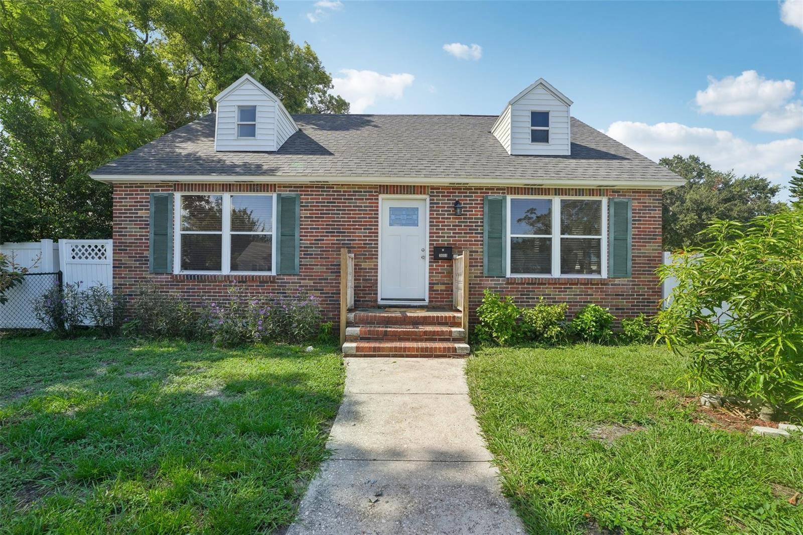 3660 2ND AVE N, St Petersburg, FL 33713