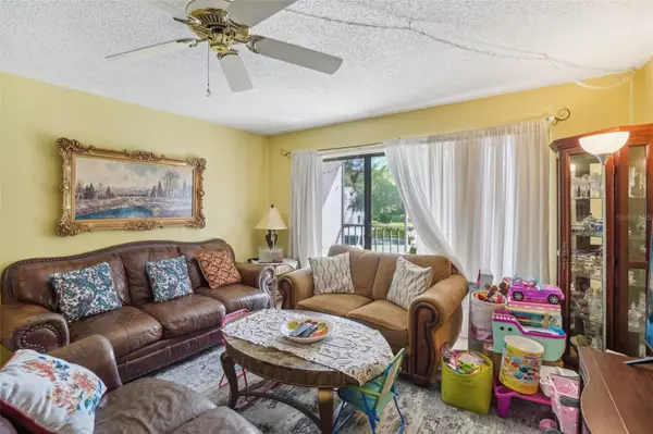 Tarpon Springs, FL 34688,1344 PINE RIDGE CIR E #D2