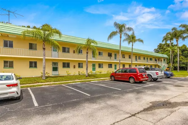 2005 GREENBRIAR BLVD #14, Clearwater, FL 33763