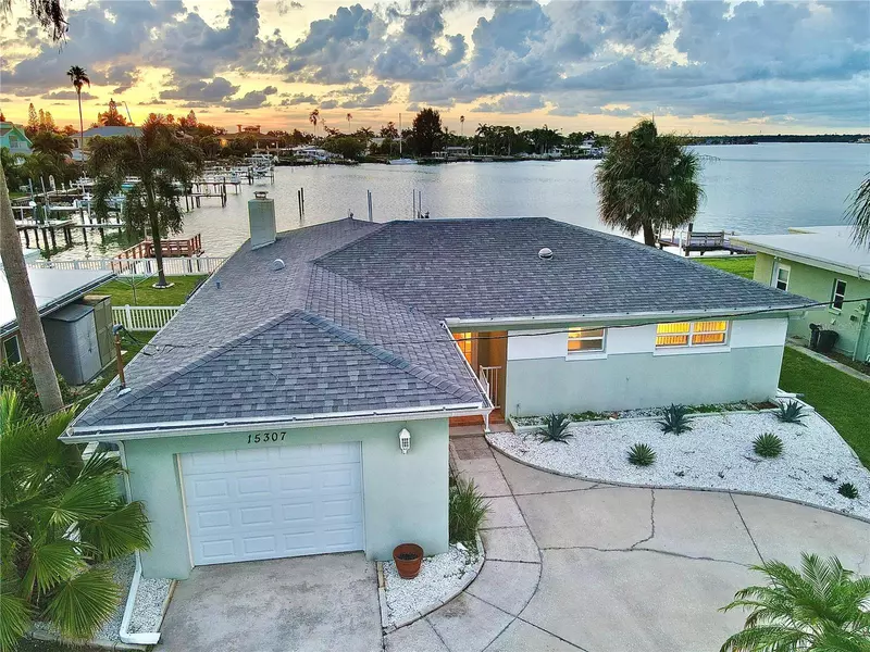 15307 HARBOR DR, Madeira Beach, FL 33708