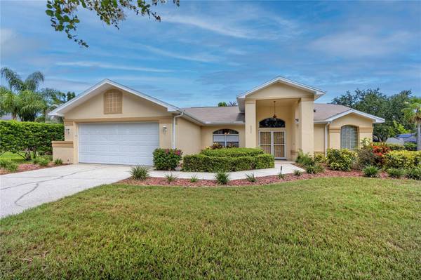 923 BRITTANY PARK BLVD,  Tarpon Springs,  FL 34689