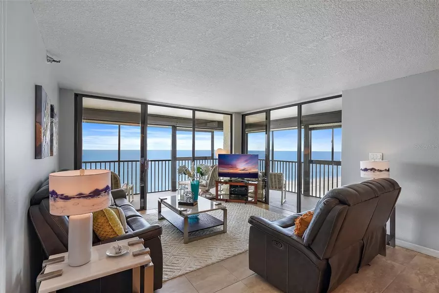 15400 GULF BLVD #402, Madeira Beach, FL 33708