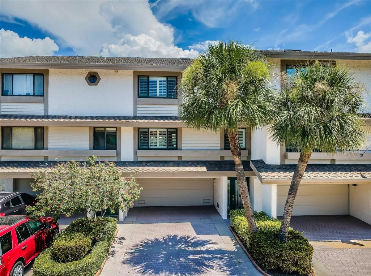 Clearwater Beach, FL 33767,156 MARINA DEL REY CT