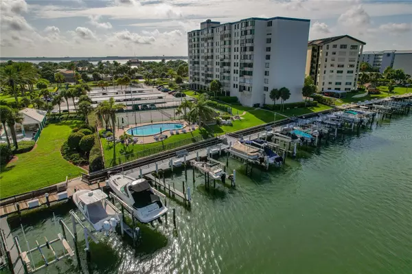 Clearwater Beach, FL 33767,660 ISLAND WAY #301