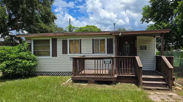 2805 58TH PL N, St Petersburg, FL 33714