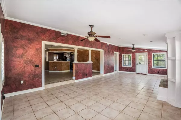 Seffner, FL 33584,3208 KING WILLIAM CIR