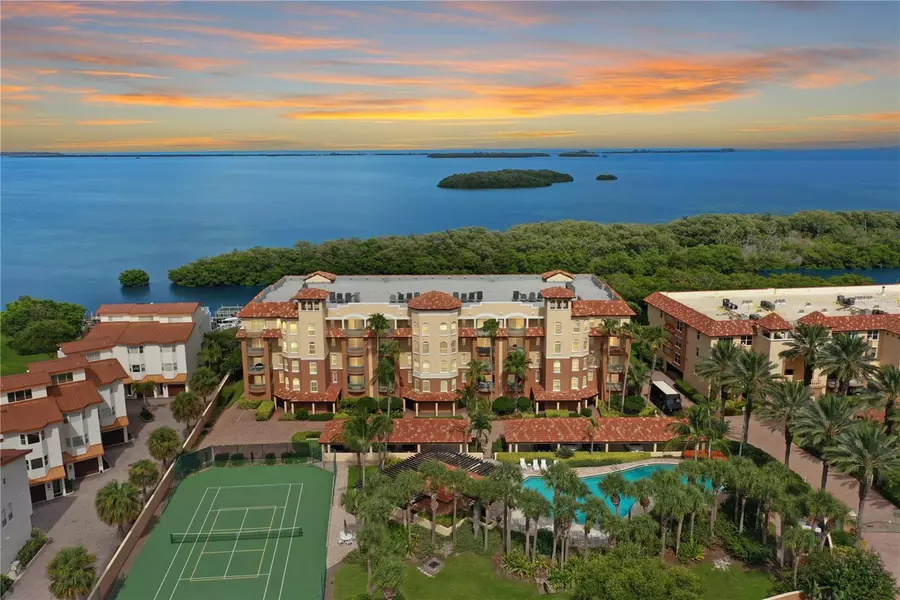 1645 PINELLAS BAYWAY S #A2, St Petersburg, FL 33715