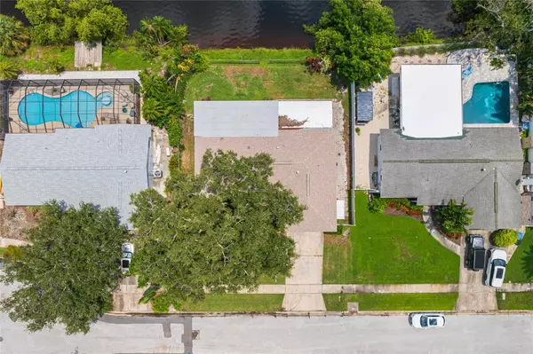 Saint Petersburg, FL 33703,6087 16TH LN NE