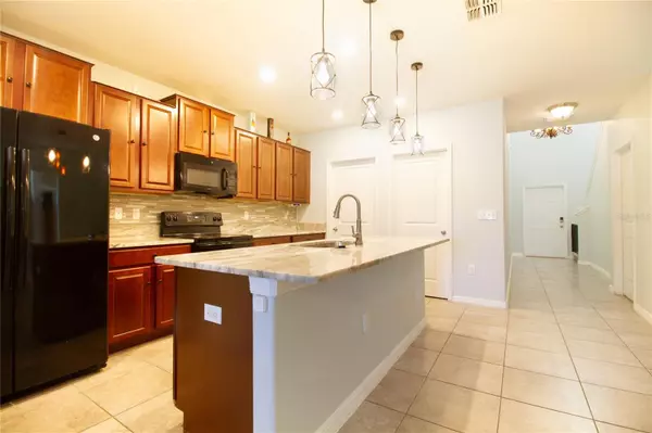 Ruskin, FL 33570,105 CASCADE BEND DR