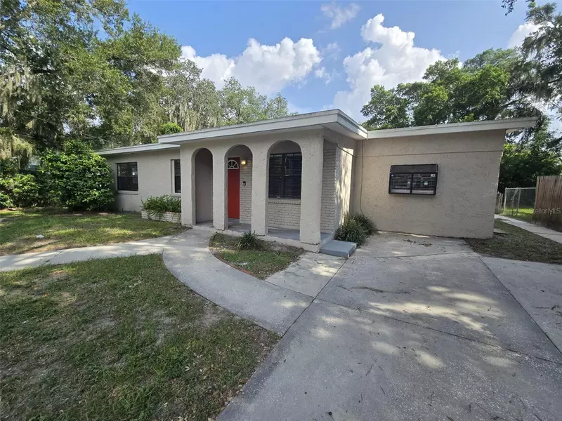 3017 E SLIGH AVE, Tampa, FL 33610