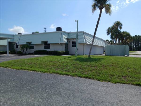 5413 PALM DR #5413, New Port Richey, FL 34652