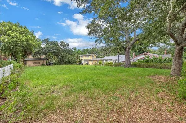 801 9TH AVE S,  St Petersburg,  FL 33701