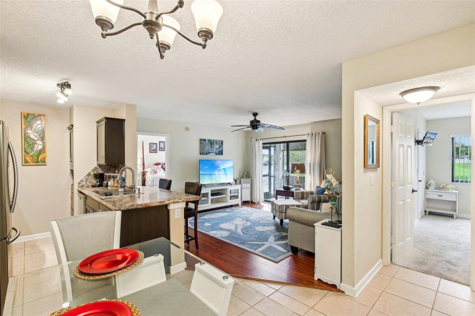 Dunedin, FL 34698,2085 HUNTERS GLEN DR #213