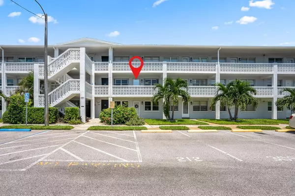 1001 77TH AVE N #207,  Saint Petersburg,  FL 33702