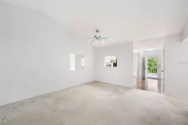 Dunedin, FL 34698,270 PROMENADE DR #203