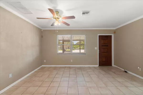 Clearwater, FL 33759,109 W GRAPEFRUIT CIR