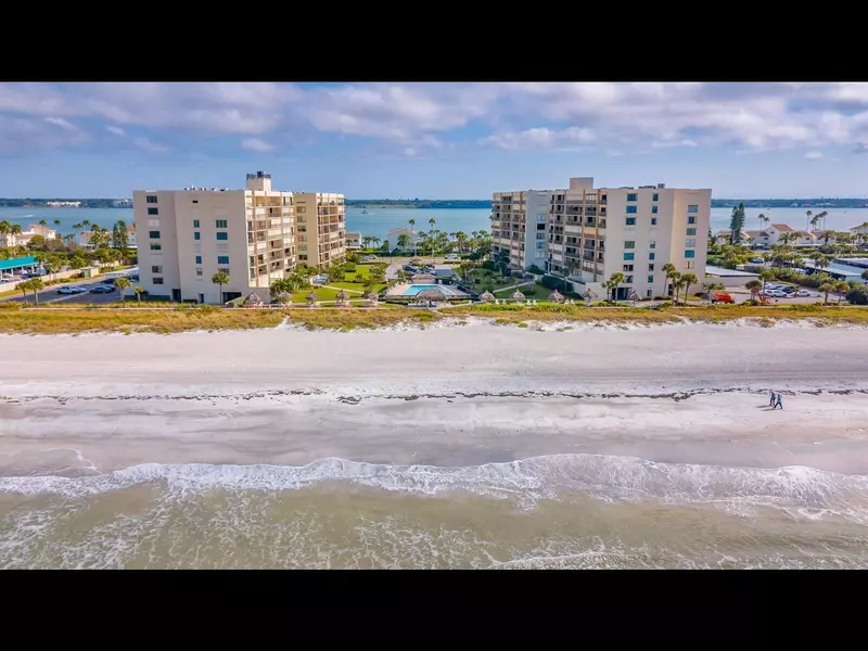 1430 GULF BLVD #102, Clearwater, FL 33767