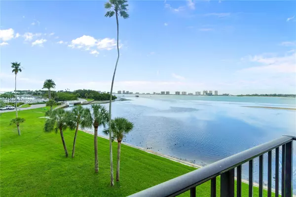 100 OAKMONT LN #410,  Belleair,  FL 33756