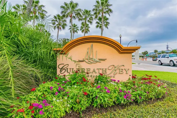 Tampa, FL 33611,5000 CULBREATH KEY WAY #4-202