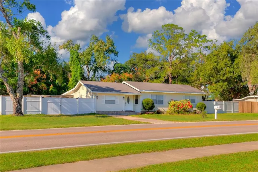 28 S SHELL RD, Debary, FL 32713