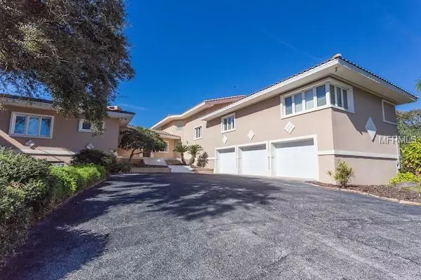 2708 S PENINSULA DR, Daytona Beach, FL 32118