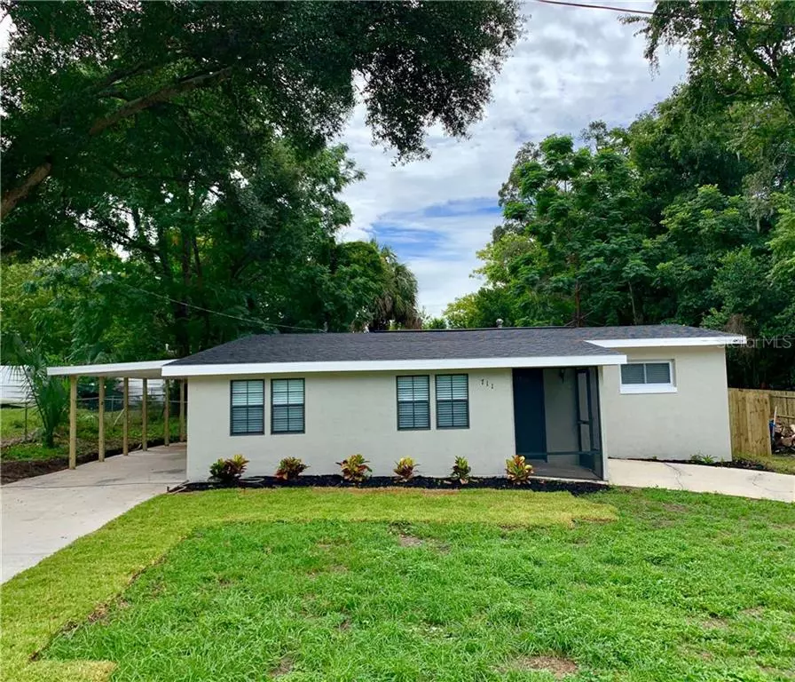 Fruitland Park, FL 34731,711 PENNSYLVANIA AVE