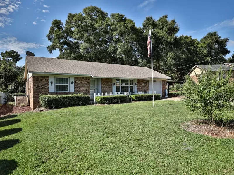 580 SANDY PINES DR, Orange City, FL 32763