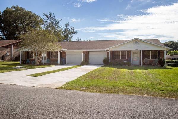 1562 S MONTGOMERY ST, Deland, FL 32720