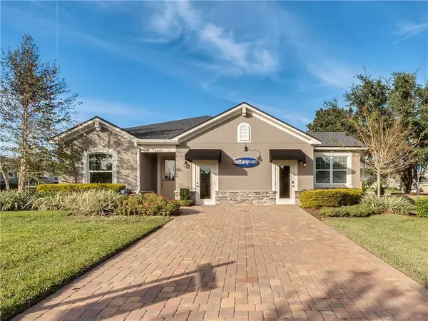 2406 OXMOOR DR, Deland, FL 32724