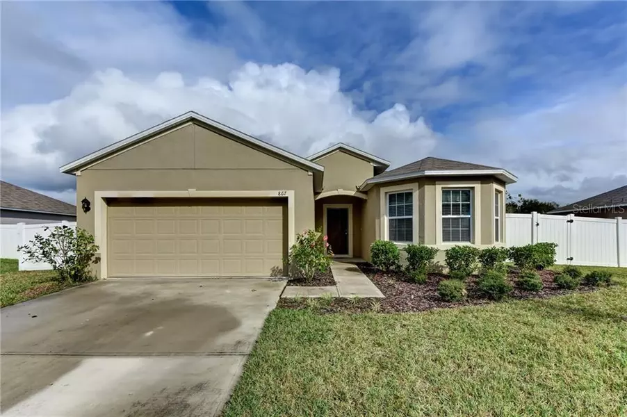 867 OAK HOLLOW LOOP, Deland, FL 32724
