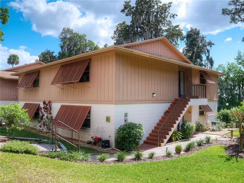 190 HICKORY WOODS CT #7C, Deltona, FL 32725