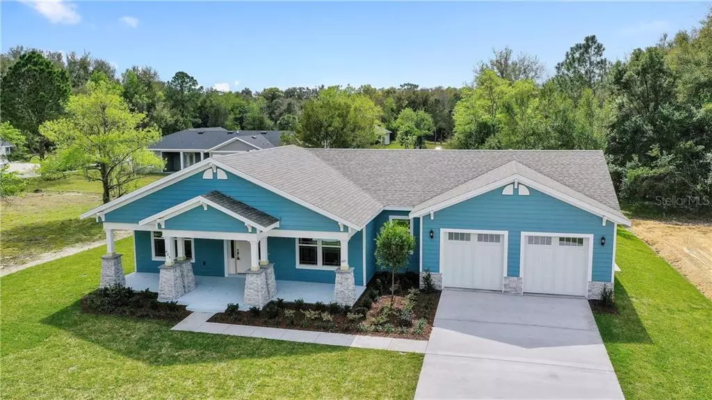 425 W PENNSYLVANIA AVE, Lake Helen, FL 32744