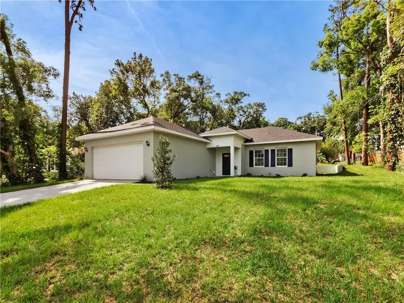 559 VIRGINIA DR, Lake Helen, FL 32744