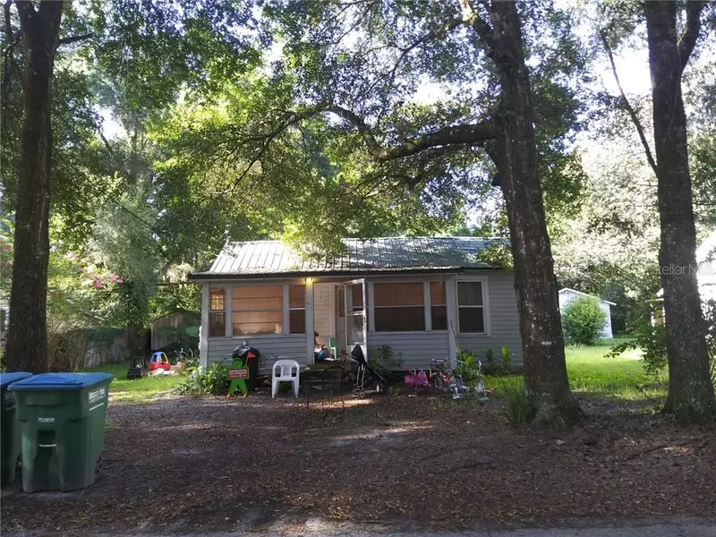 265 W PENNSYLVANIA AVE, Lake Helen, FL 32724