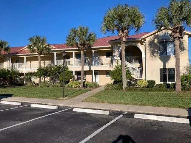 New Smyrna Beach, FL 32169,406 BOUCHELLE DR #105