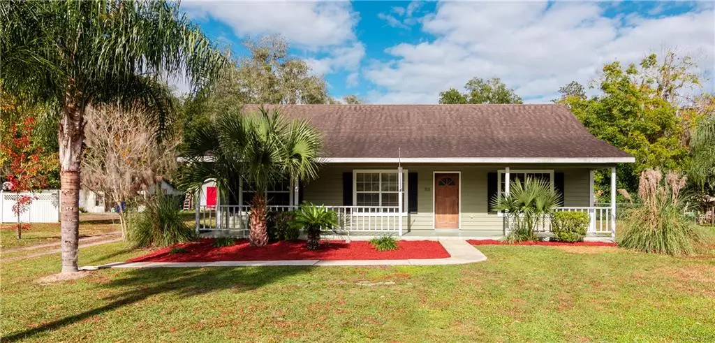 De Leon Springs, FL 32130,325 W RETTA ST