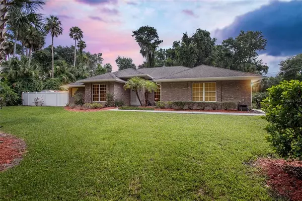 315 LAKE CRESCENT DR, Debary, FL 32713