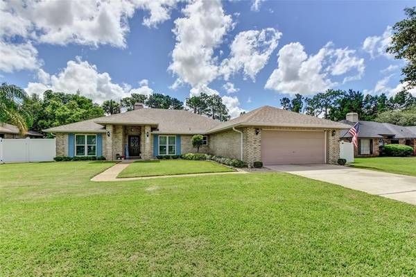 423 GLEN ABBEY LN, Debary, FL 32713