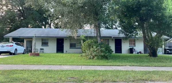 134 E KICKLIGHTER RD, Lake Helen, FL 32744