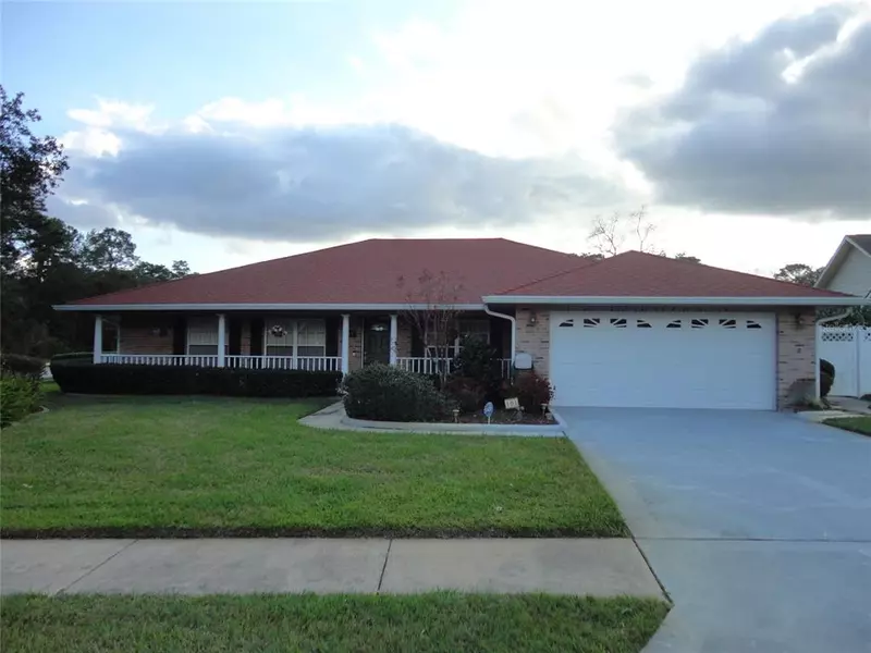 101 BARCLAY CT, Debary, FL 32713