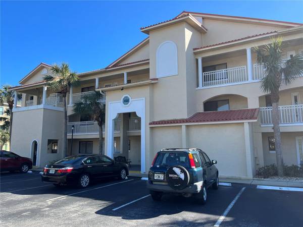 466 BOUCHELLE DR #302, New Smyrna Beach, FL 32169