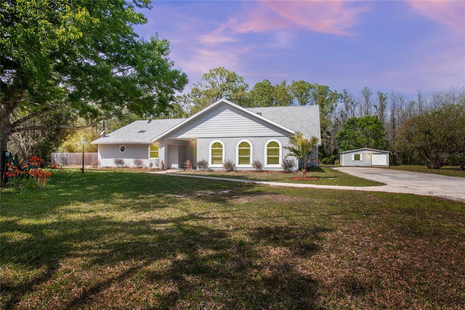 670 GLEN CIR, New Smyrna Beach, FL 32168