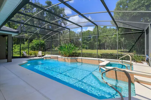 Debary, FL 32713,240 HAMMOCK OAK CIR