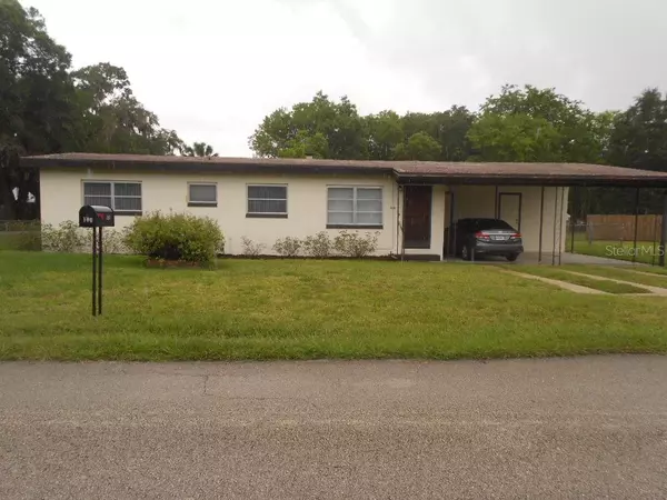 Enterprise, FL 32725,106 3RD ST